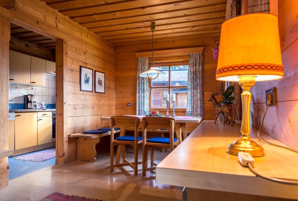 Chalets Ebner Eben Im Pongau Camera foto
